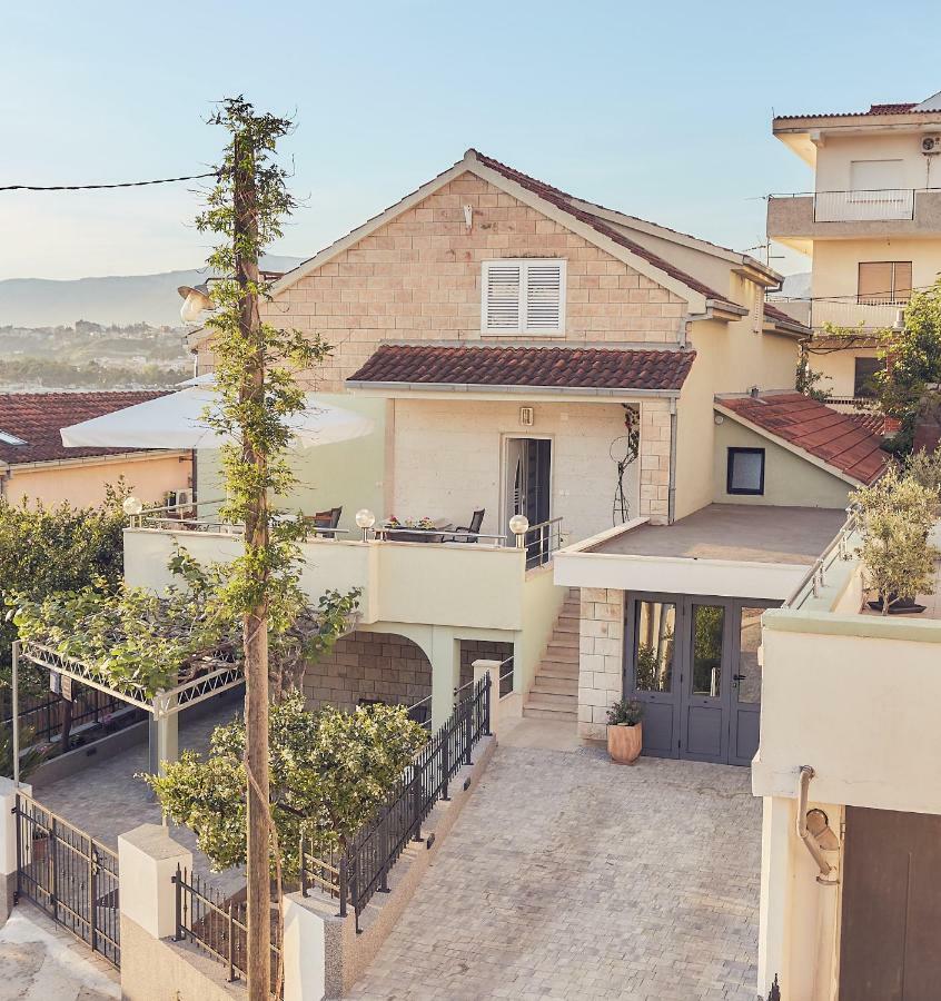 Apartment Casa Podstrana Esterno foto
